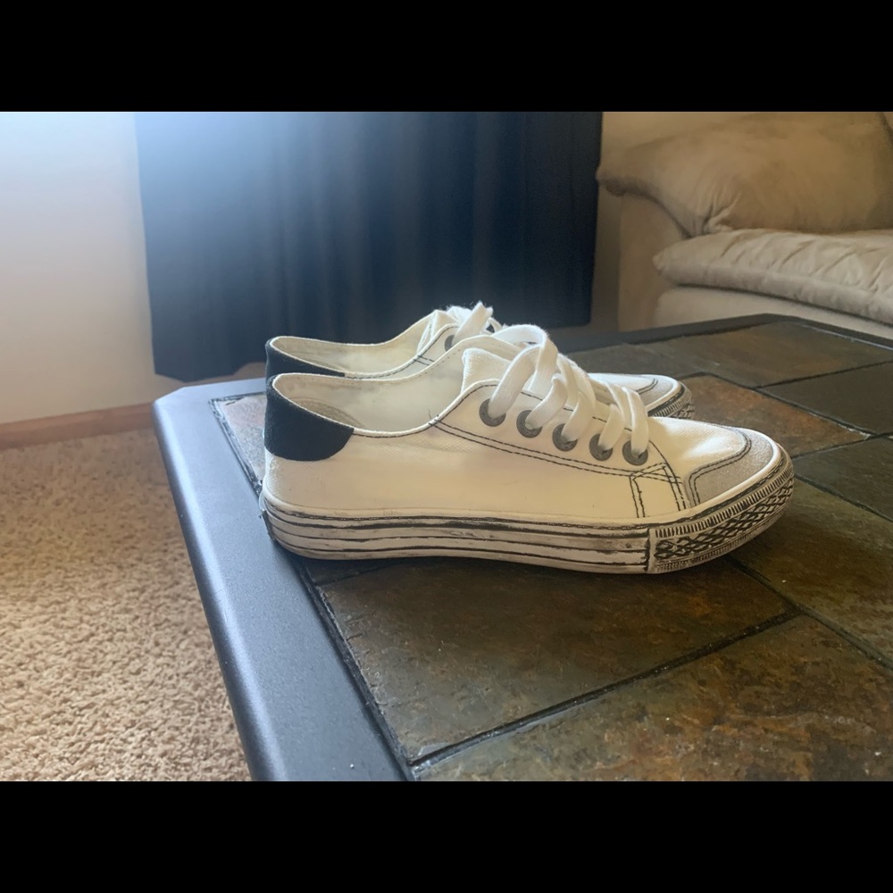 Women’s Blowfish sneakers